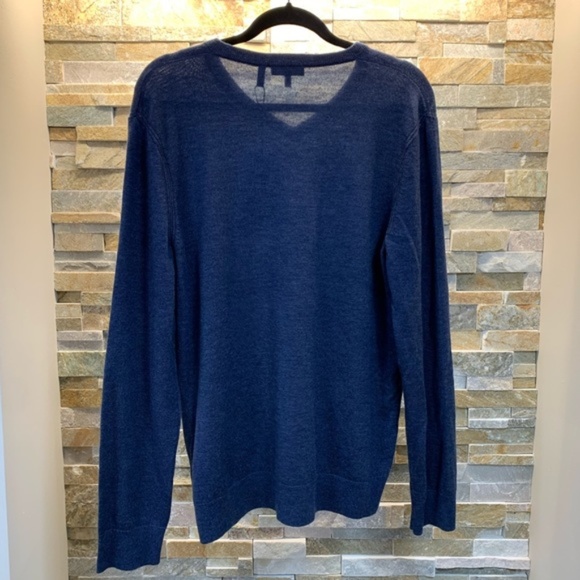 Theory Harman Rinland Wool Blend V-Neck Sweater - Picture 4 of 6